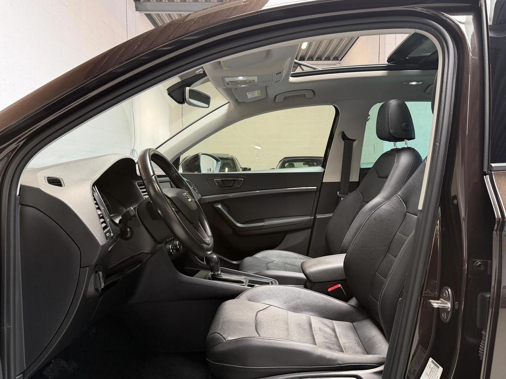 Seat Ateca 1.4 EcoTSI Style - PANO - LEDER - TREKHAAK - LED, Auto's, Seat, Gebruikt, Zwart, 4 cilinders, Ateca