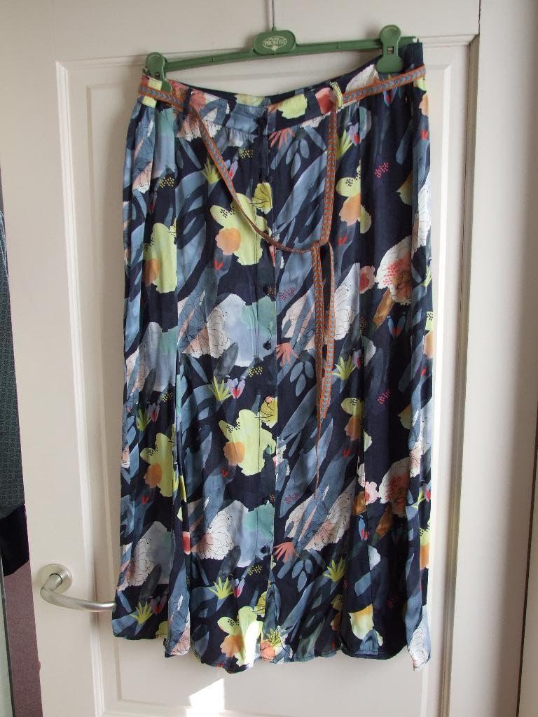 Pom Amsterdam gebloemde doorknoop rok 44, Kleding | Dames, Overige kleuren, Maat 42/44 (L), Ophalen of Verzenden, Gedragen