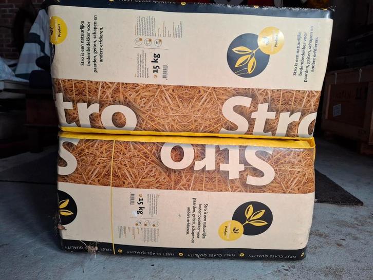 2 balen stro van 15 kg, Dieren en Toebehoren, Pluimvee, Overige soorten, Meerdere dieren