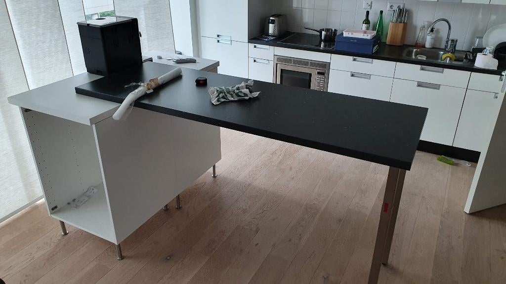 Gratis. Keukeneiland / bureau – makkelijk demontabel, Huis en Inrichting, Keuken | Keukenelementen, Ophalen, 100 tot 150 cm, 150 tot 200 cm