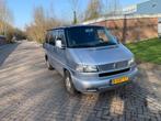 Volkswagen 2002 Grijs, Auto's, Voorwielaandrijving, Stof, Overige modellen, 7 stoelen