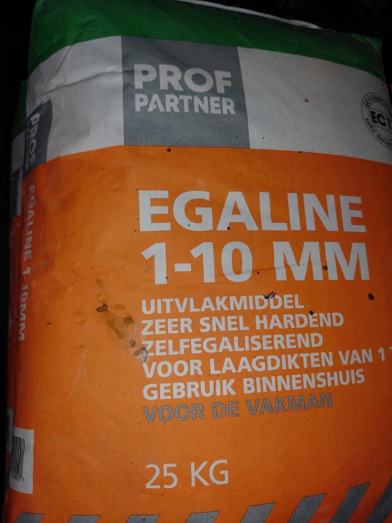 Egaline, Ophalen, 75 m² of meer, Tapijt