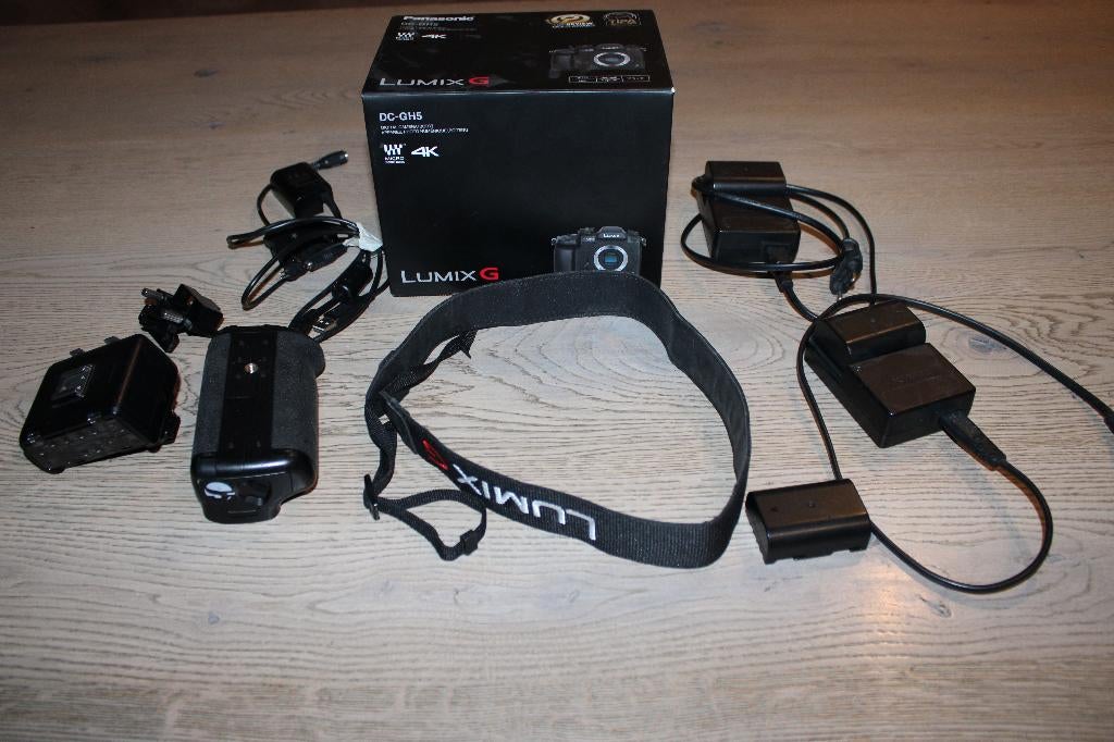 Lumix GH5 Body met accessoires, Xtenate, Xtenate@gmail.com, Compact, Xtenate