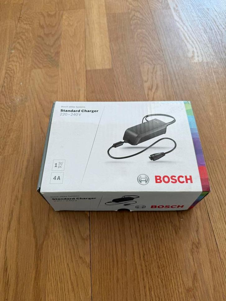 Bosch eBike Oplader 36-4/230 - Nieuw en Ongebruikt, Fietsen en Brommers, Fietsaccessoires | Fietsaccu's, Nieuw, Ophalen