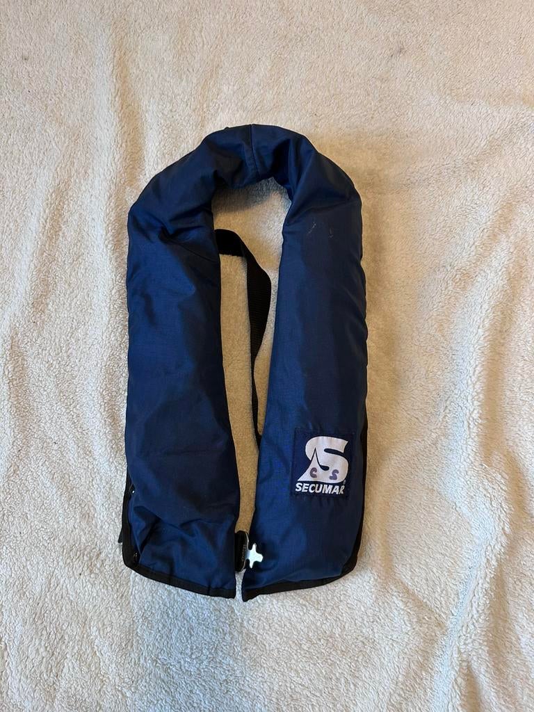 Secumar automatisch reddingsvest 40-120kg, Watersport en Boten, Watersportkleding, Ophalen of Verzenden, Zo goed als nieuw, Dame of Heer