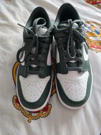 Nike Dunk sneakers groen wit maat 38.5, Kleding | Dames, Schoenen, Nike, Ophalen of Verzenden, Groen, Sneakers of Gympen