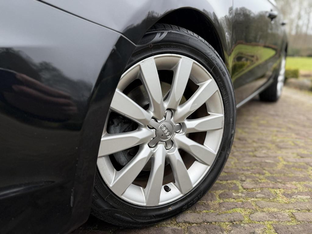 Audi A1 Sportback 1.4 TFSI Ambition Pro Line Business | Auto, Auto's, Euro 5, Stof, Zwart, 4 cilinders