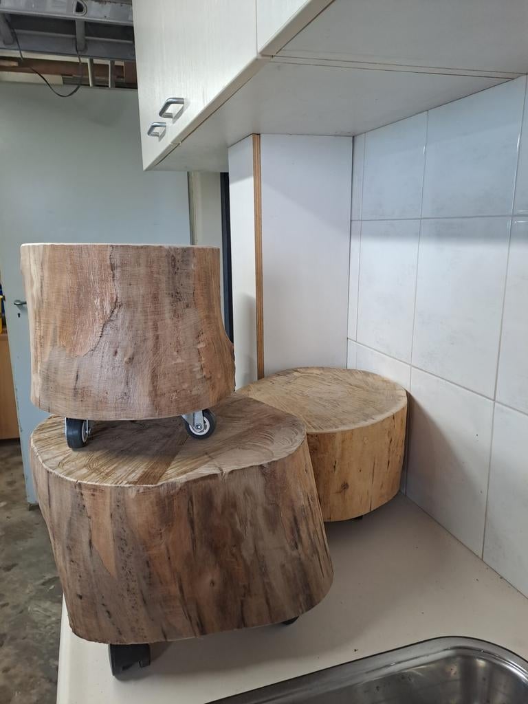 NotenBoomstam bijzettafeltje, Tuin en Terras, Ophalen