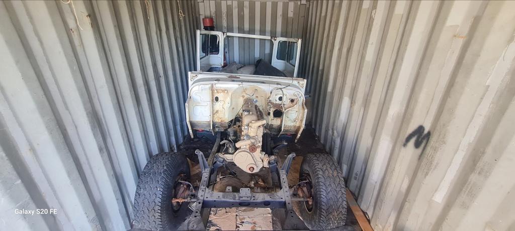 Toyota FJ40 incl heel veel nieuwe onderdelen !, Auto-onderdelen, Ophalen, Gebruikt, Toyota