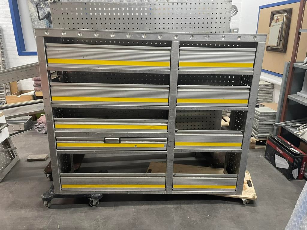 Aluca bedrijfswageninrichting  links en rechts, Auto diversen, Ophalen