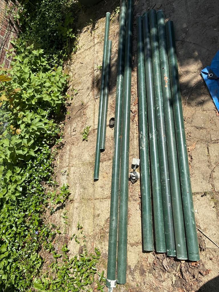 Groene metalen palen voor hekwerk, Ophalen of Verzenden, Gebruikt, 180 tot 250 cm, Palen