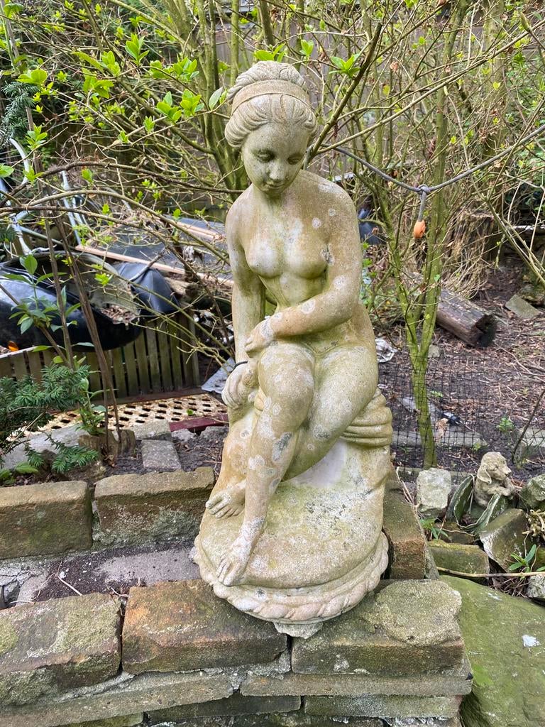 Vrouw, Ophalen, Zo goed als nieuw, Steen, Mensenbeeld