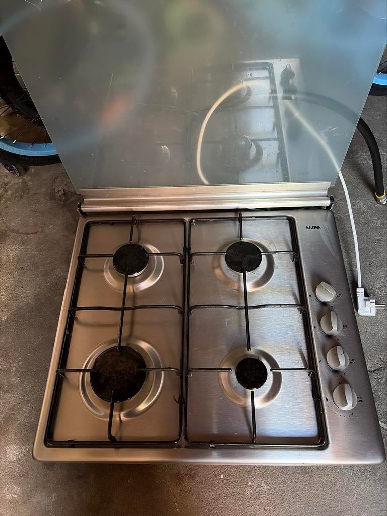 ETNA 4-pits gasfornuis met glazen afdekplaat, Ophalen, Gebruikt, 4 kookzones, Gas