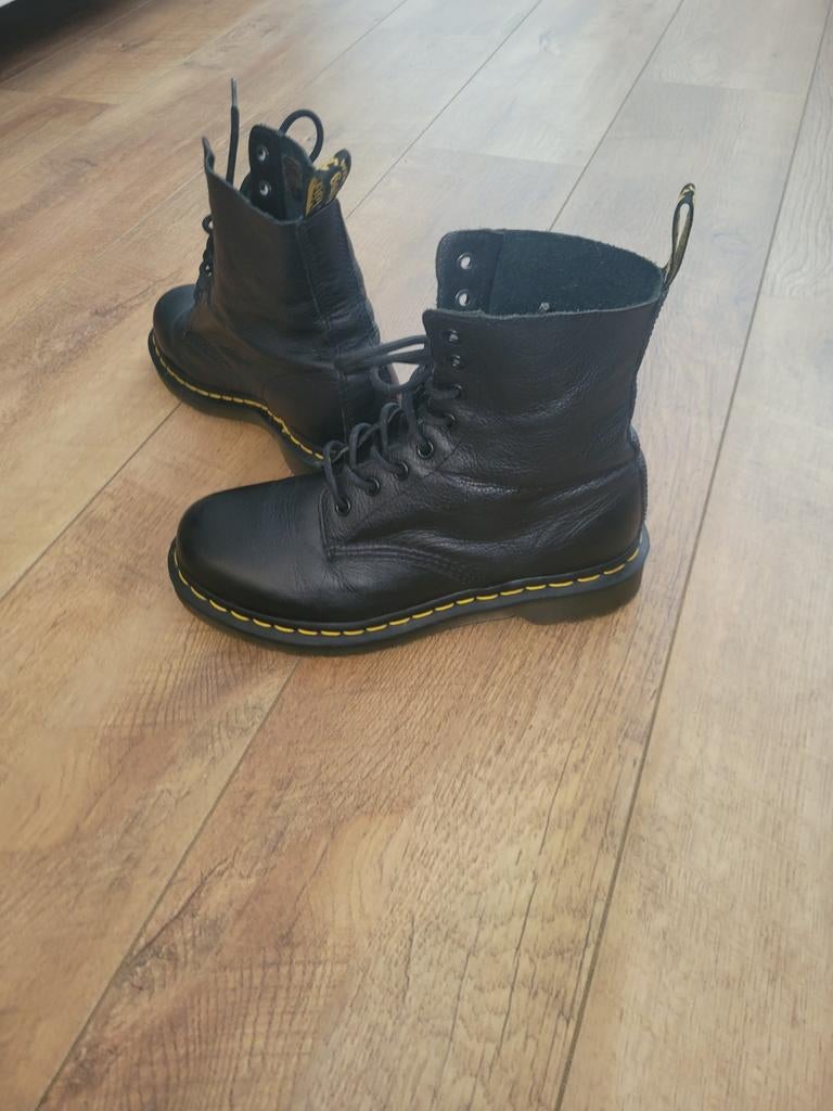 Dr.Martens klassieke enkellaarzen, Zwart, Ophalen of Verzenden, Dr. Martens, Gedragen