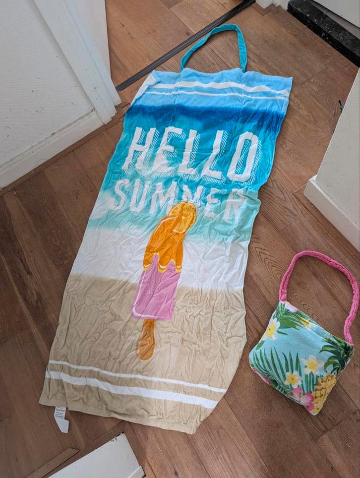 Strandlaken/tas  - Hello Summer, Sieraden, Tassen en Uiterlijk, Tassen | Reistassen en Weekendtassen, Gebruikt, Blauw, 80 cm of meer