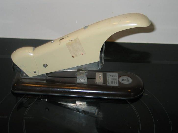 Rapid HD9 Heavy Duty nietmachine, een robuust en klassiek, Diversen, Bureau-accessoires, Gebruikt, Ophalen