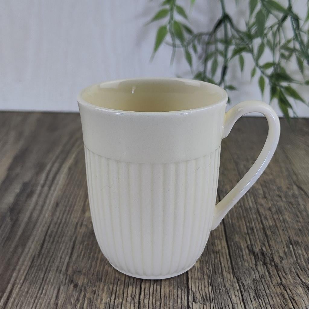 Wedgwood Edme Mok met Oor, Ophalen of Verzenden