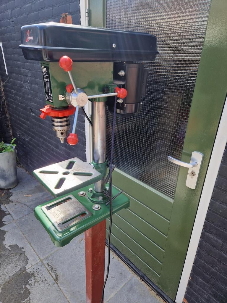 Kolomboormachine op metalen voet - nauwelijks gebruikt, Doe-het-zelf en Verbouw, Gereedschap | Boormachines, Ophalen