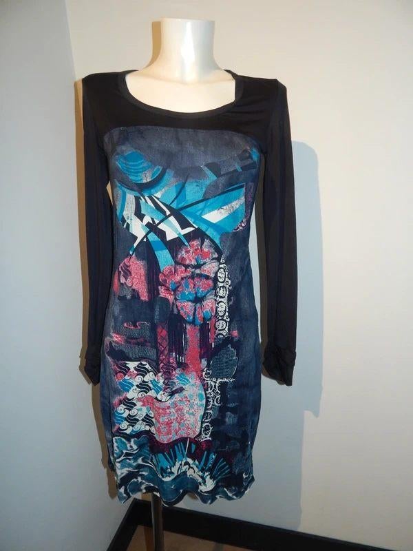 Save the Queen stretch jurk aparte kleur print mt M