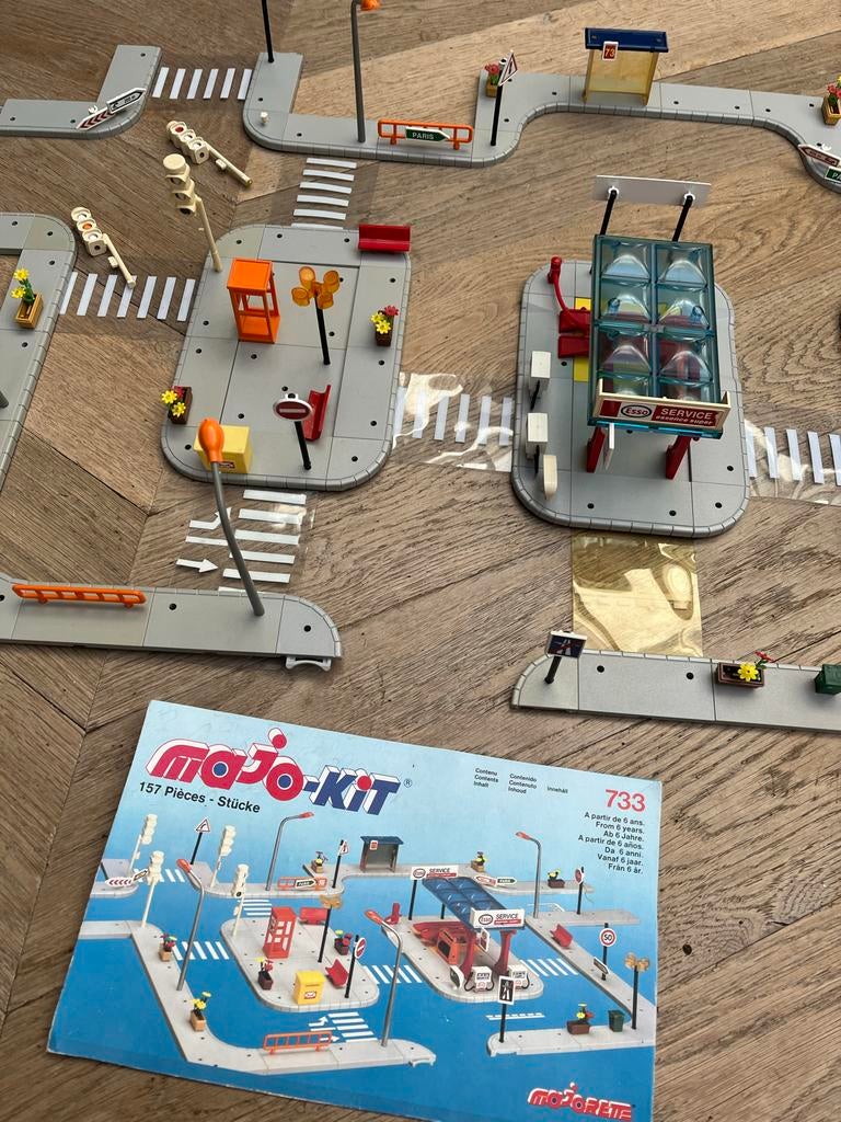 Majo-Kit: Esso reparatie station en stadsdelen (733), Ophalen of Verzenden, Gebruikt