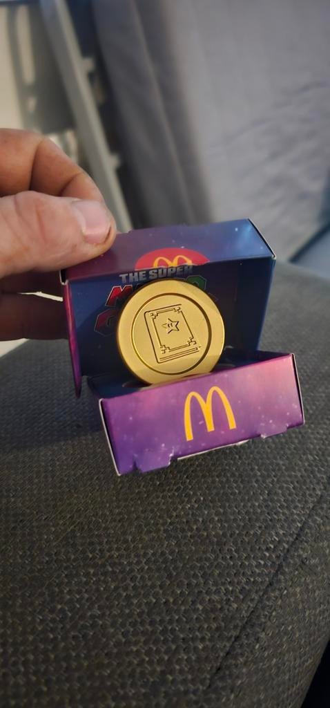 McDonald's Super Mario Bros Film Munt - Magisch Boek, Ophalen, Zo goed als nieuw