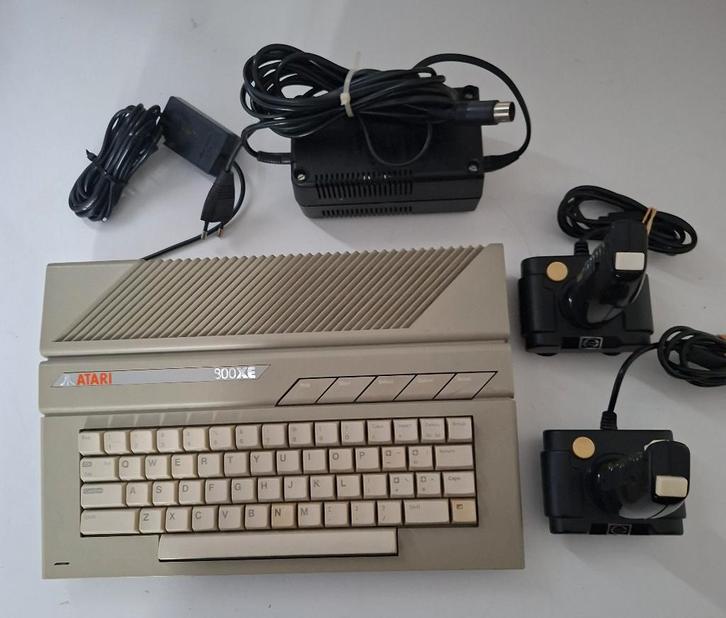 Atari 800XE, Computers en Software, Vintage Computers, Verzenden
