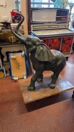 Grote bronzen olifant op marmeren plaat, Ophalen