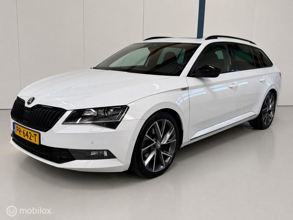 Skoda Superb Combi 1.4 TSI ACT Sportline PANO / NL-AUTO, Auto's, Skoda, 730 kg, Gebruikt, Euro 6, 4 cilinders