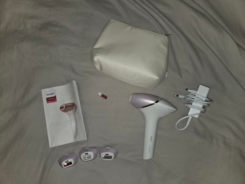 Philips Lumea IPL 8000 Series ontharingsapparaat, Ophalen of Verzenden, Zo goed als nieuw, Scheren en Epileren