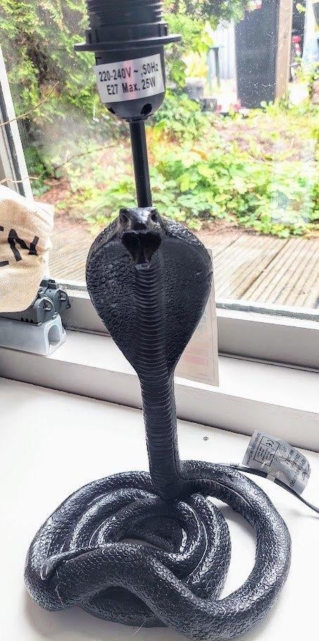 Zeer leuke en aparte cobra lamp, Ophalen, Overige materialen, Gebruikt, Reptiel