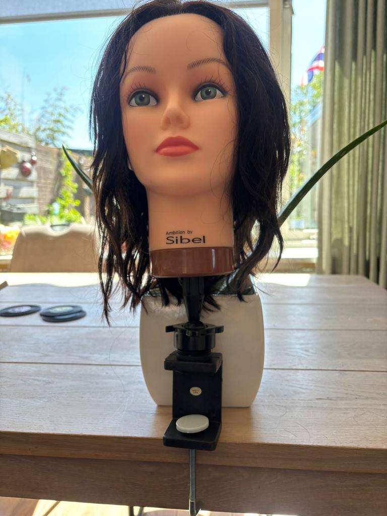 Oefenhoofd Sibel Ambition met klem, Sieraden, Tassen en Uiterlijk, Uiterlijk | Haarverzorging, Ophalen of Verzenden, Gebruikt