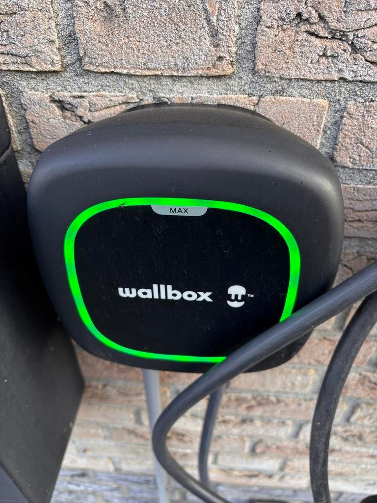 Wallbox Pulsar Max laadpaal met vaste Type 2 laadkabel, Ophalen of Verzenden, Gebruikt, Laadpaal en Laadkabel