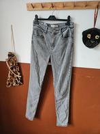 Levi's 721 high rise Skinny Jeans Grijs W28 L32, Ophalen of Verzenden, Zo goed als nieuw, W28 - W29 (confectie 36), Grijs