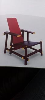 Kunststoel,Copie Rietveld, Ophalen