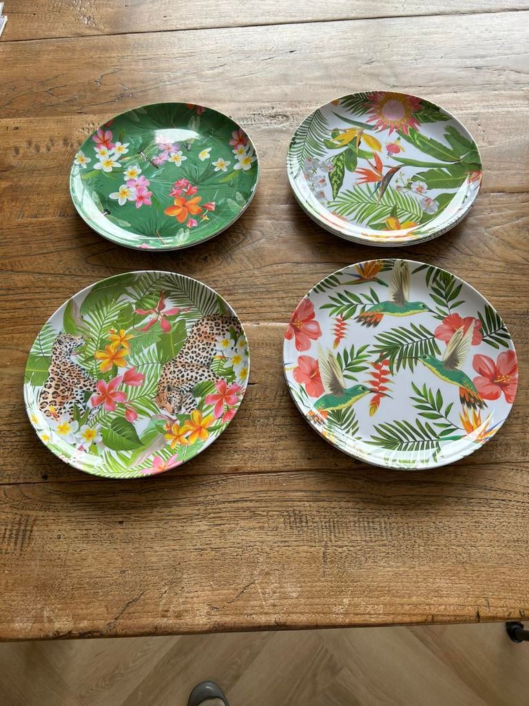 8 plastic eetborden, Huis en Inrichting, Keuken | Servies, Ophalen of Verzenden, Overige materialen, Overige stijlen, Bord(en)