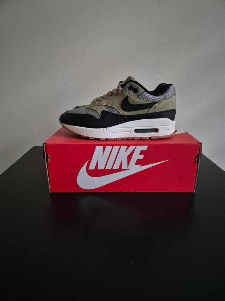 Nike air max 1, Kleding | Heren, Schoenen, Ophalen of Verzenden, Zo goed als nieuw, Overige kleuren