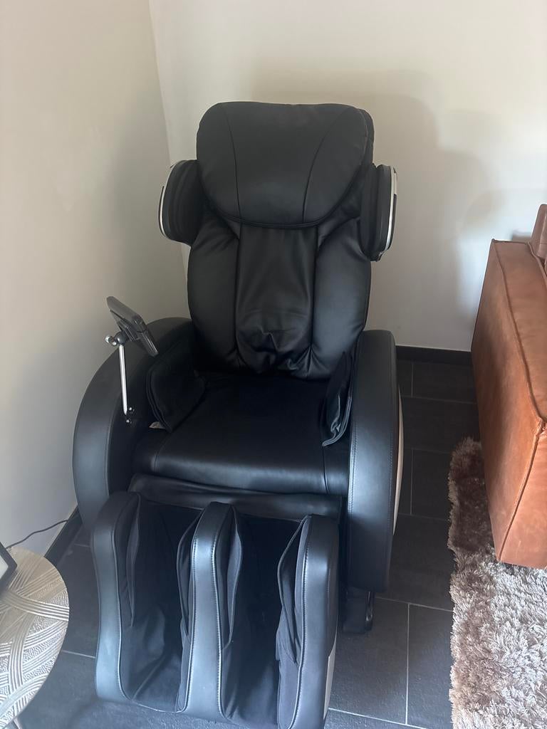 Luxe Massagestoel met Voetmassage, Ophalen, Zo goed als nieuw, Massagestoel of Kussen