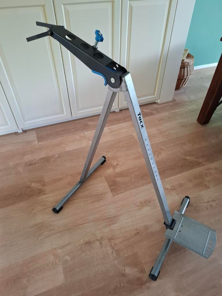 Tacx Fietsstandaard - Ideaal voor onderhoud en reparatie, Ophalen, Gebruikt, Overige typen, Elektrische fiets