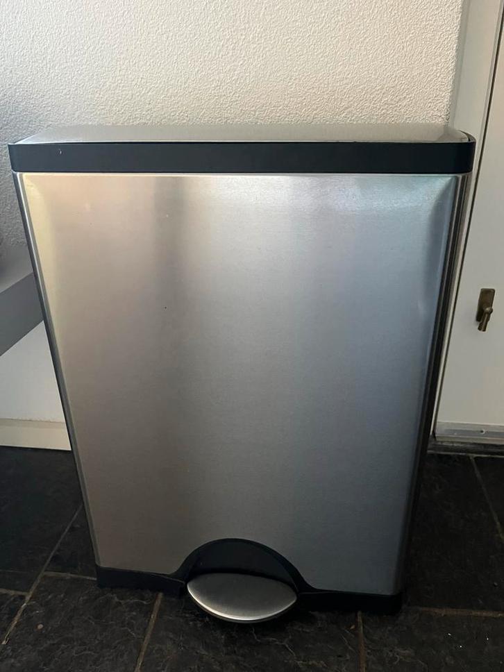 Simplehuman dubbele prullenbak geborsteld RVS, Huis en Inrichting, Woonaccessoires | Prullenbakken, Gebruikt, Rvs, 75 cm of meer