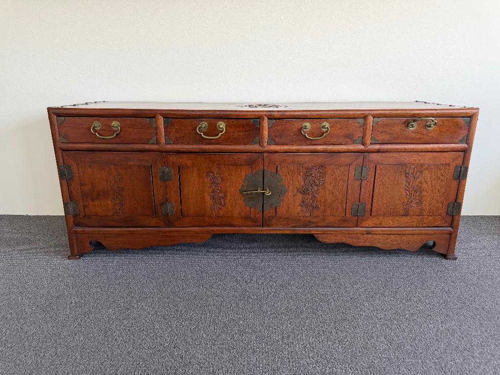 Antiek Chinees dressoir kast massief hout met houtsnijwerk, Huis en Inrichting, Kasten | Dressoirs, Gebruikt, ., 200 cm of meer