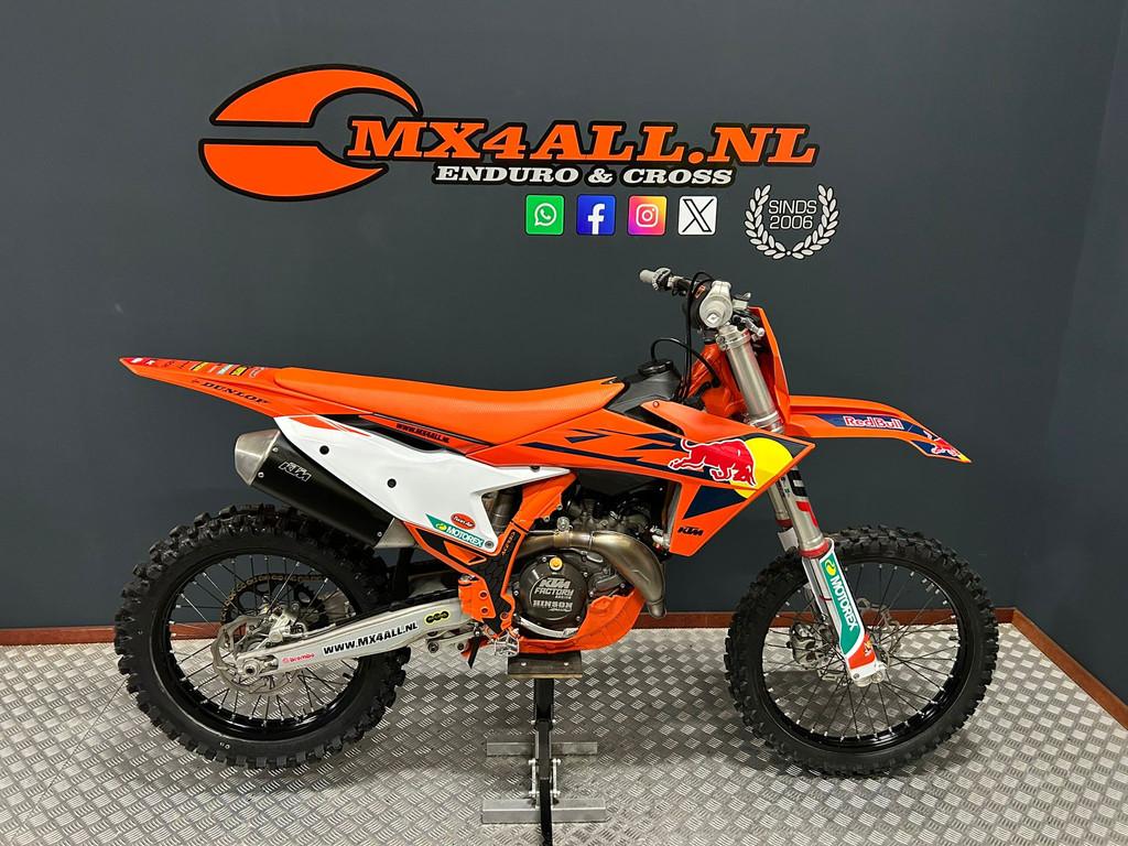 KTM 450 SXF 2024 Factory Style ! No 250 / 350 SXF (bj 2024), 450 cc, Bedrijf, Crossmotor