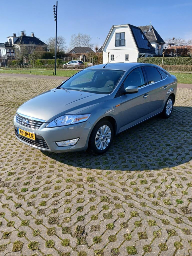 Zeer mooie en goed onderhouden Ford Mondeo met 107.214 km!!, Auto's, Voorwielaandrijving, 145 pk, Stof, Zwart