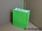 Papieren tassen / draagtassen, groen, 18 + 8 x 22 cm, nieuw!, Nieuw, Ophalen of Verzenden, Boekengraaf, Bourgondischestraat 15