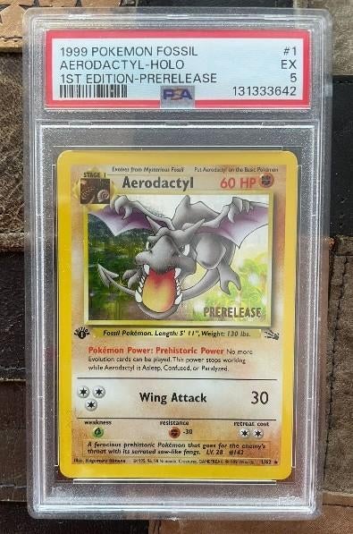 Aerodactyl #1 Holo 1st edition prerelease PSA 5, Hobby en Vrije tijd, Verzamelkaartspellen | Pokémon, Verzenden, Gebruikt, Losse kaart