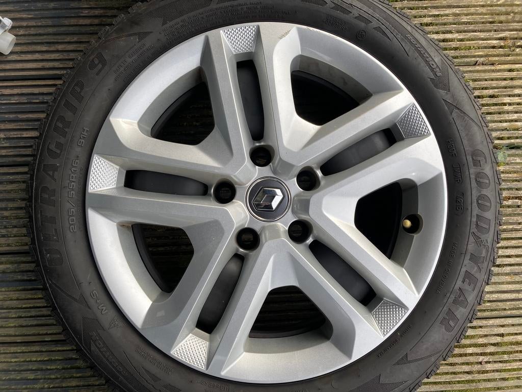 Goodyear winterbanden met Renault velgen, Auto-onderdelen, Banden en Velgen, Ophalen, Gebruikt, 16 inch, Banden en Velgen