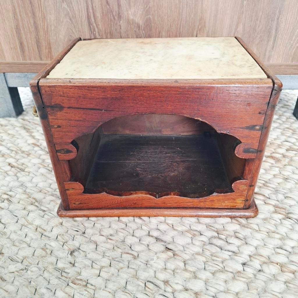 Antieke houten voetenstoof met marmeren blad, Antiek en Kunst, Ophalen