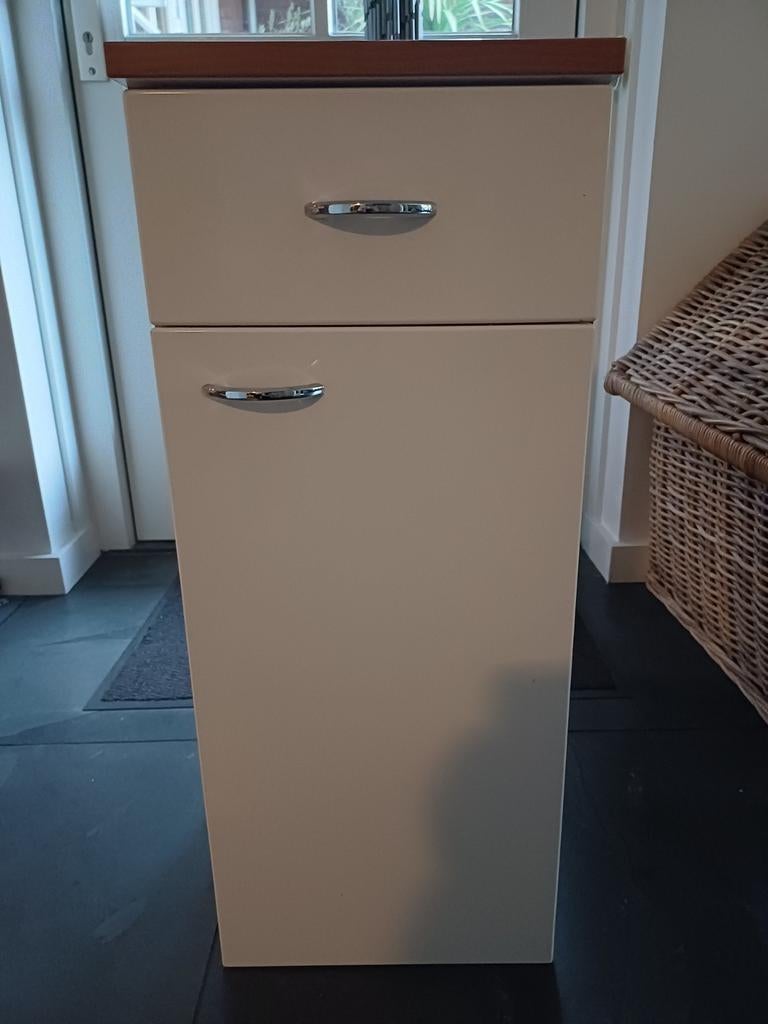 Ikea badkamerkast - 70x30x36 cm - Zeer goede staat, Minder dan 50 cm, Overige typen, Ophalen of Verzenden, Zo goed als nieuw
