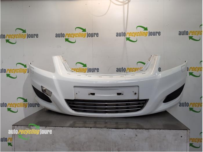 Voorbumper van een Opel Zafira (GAZ), Auto-onderdelen, Gebruikt, -, -, Opel