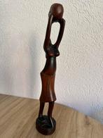 Handgemaakt houten beeld van een vrouw, Ophalen of Verzenden, Handgemaakt, 20 - 50 cm, Beeld