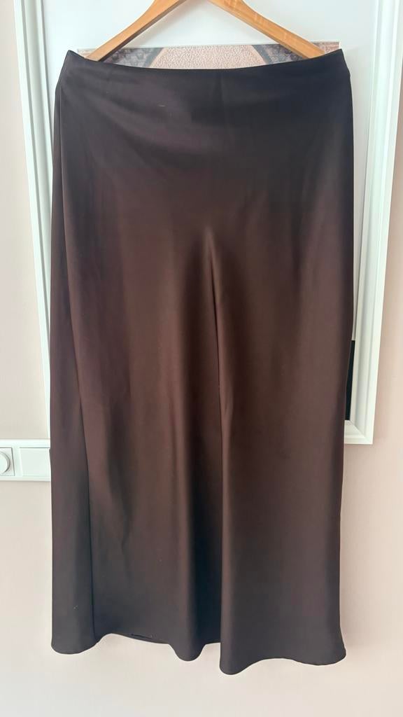 Shoeby zijde rok Lonneke Nooteboom, Kleding | Dames, Rokken, Zo goed als nieuw, Maat 46/48 (XL) of groter, Bruin, Onder de knie